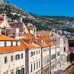 بيت ضيافة Lumin