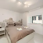 Lumin Konukevi