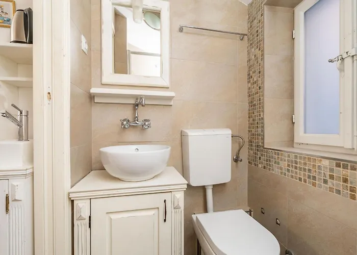 Lumin Guest house 3*