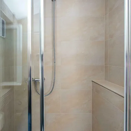 Lumin Гостевой дом 3*